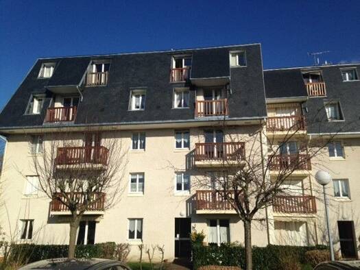 Appartement à louer 675 € 1 pièce 32,5 m² Dernier étage, Étage 4/4 Touques 14800