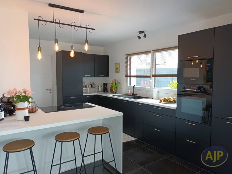 Maison à louer, 103m², QUESTEMBERT