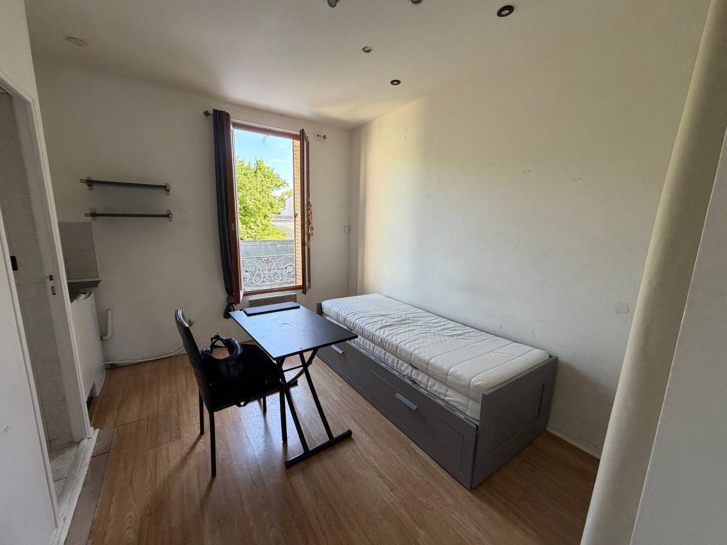Maison à louer, 15m², MONTREUIL AUX LIONS