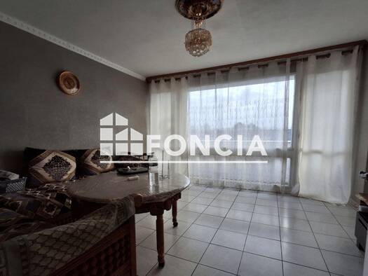 Appartement à vendre 156 000 € 4 pièces 3 chambres 70 m² Étage 4/4 Villiers-le-Bel 95400