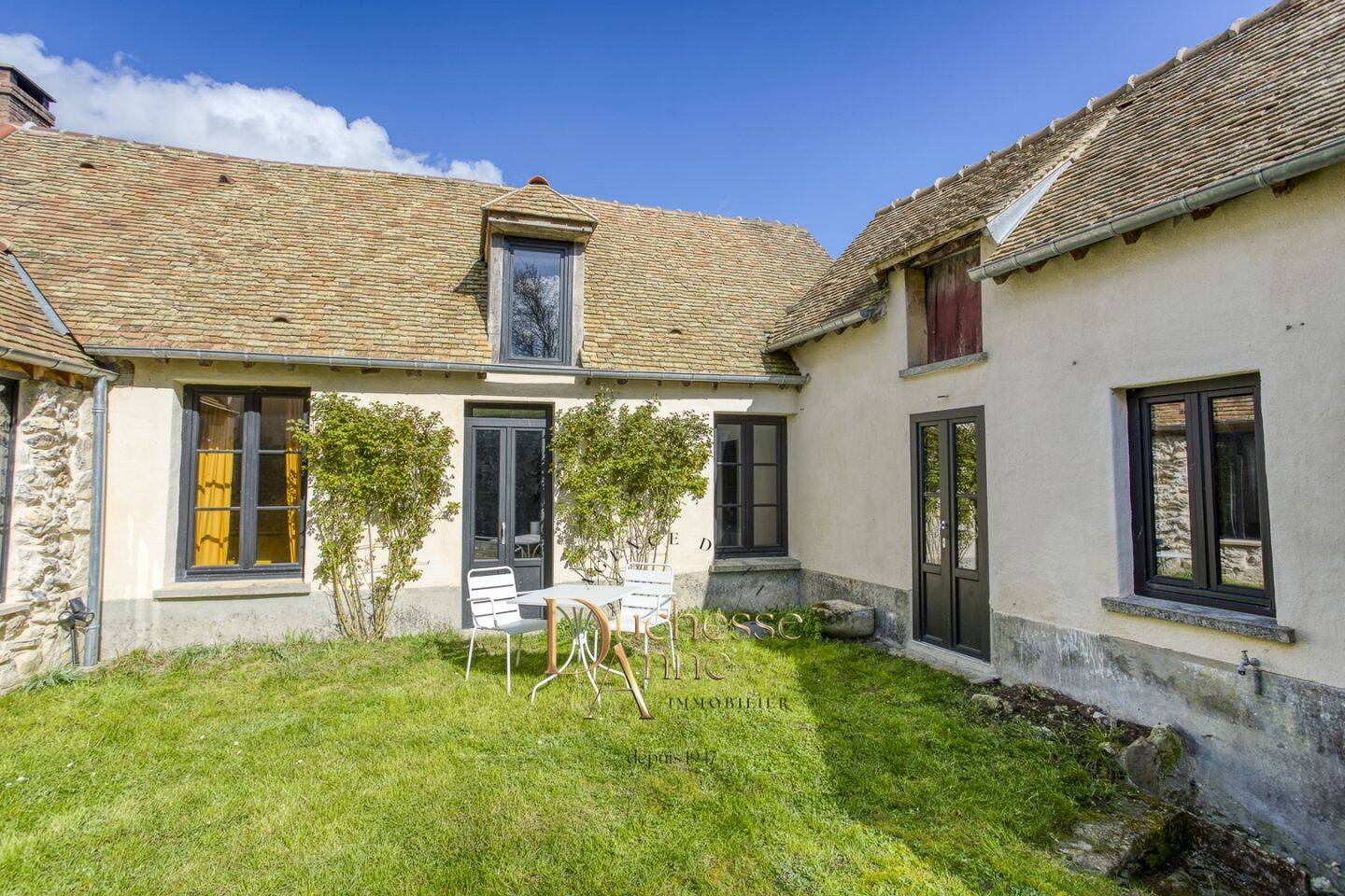 Maison à vendre, 200m², HOUDAN