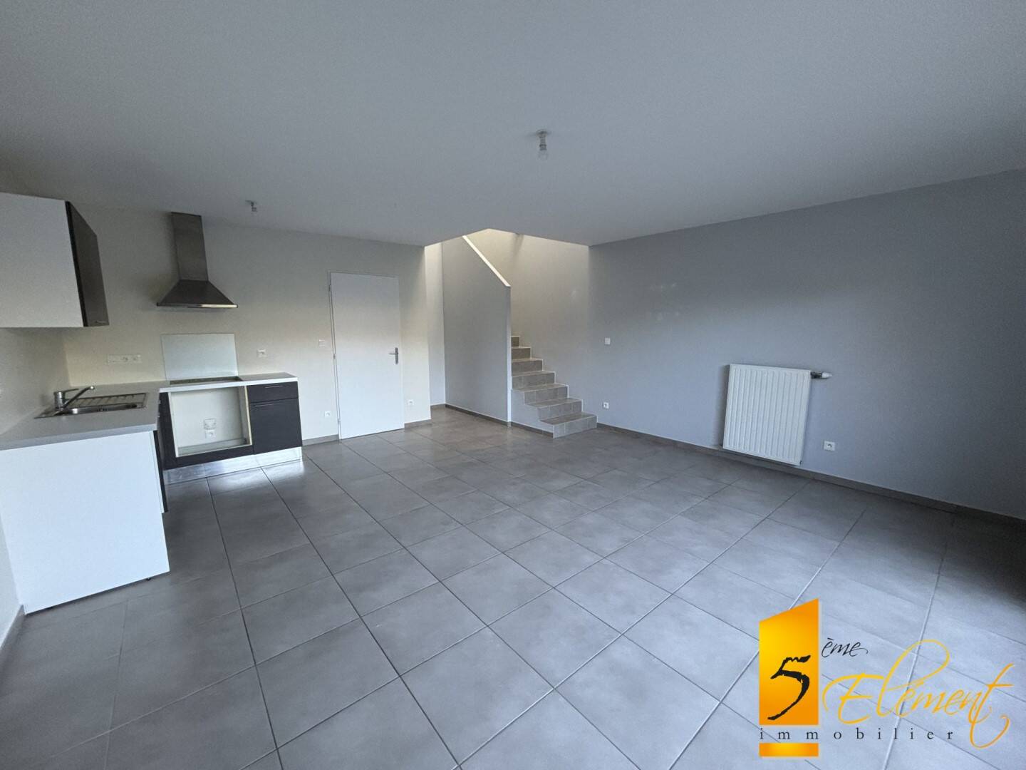 Maison à vendre, 67m², LA TOUR DE SALVAGNY