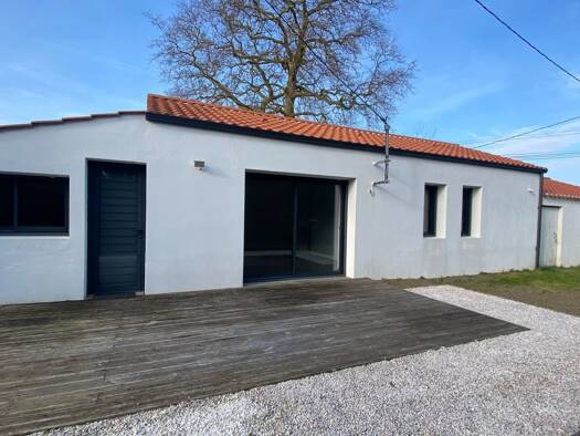 Maison à vendre 198 500 € 2 pièces 1 chambre 58 m² 2 917 m² de terrain Fradiniere-Pissot-Pege-Demoiselles Saint Hilaire de Riez 85270