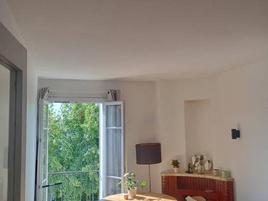 Appartement à vendre 239 000 € 2 pièces 1 chambre 46 m² Étage 2/4 Residentiel-Barre d'Ormesson Enghien-les-Bains 95880