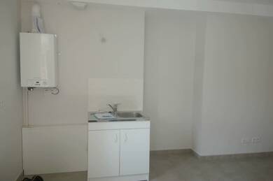 Appartement à louer 223 € 1 pièce 31,6 m² RDC Roybon 38940