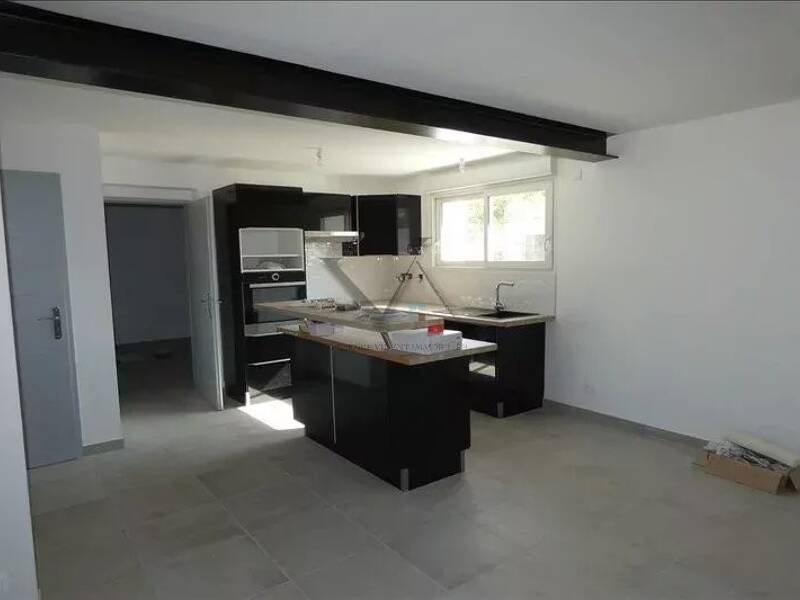 Maison à louer, 121m², MONTELIMAR