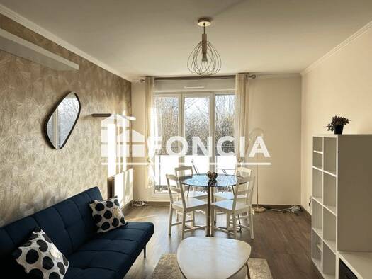 Appartement à louer 1 150 € 3 pièces 2 chambres 63,9 m² 2ème étage Sud-Bords de Marne-Gambetta-Aulnoy Chelles 77500