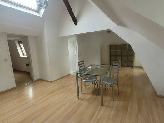 Appartement à louer 1 148 € 3 pièces 2 chambres 56 m² Étage 2/2 Viaduc Est Orsay 91400