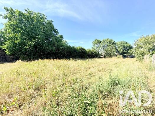 Terrain constructible à vendre 86 000 € 816 m² de terrain Volvic 63530