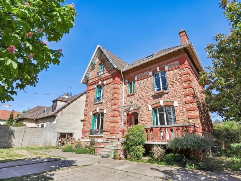 Maison à vendre, 200m², SAINT MAUR DES FOSSES