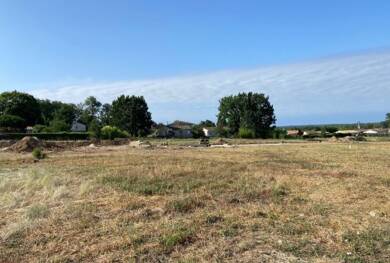 Terrain constructible à vendre 103 000 € 950 m² de terrain Cadillac 33410
