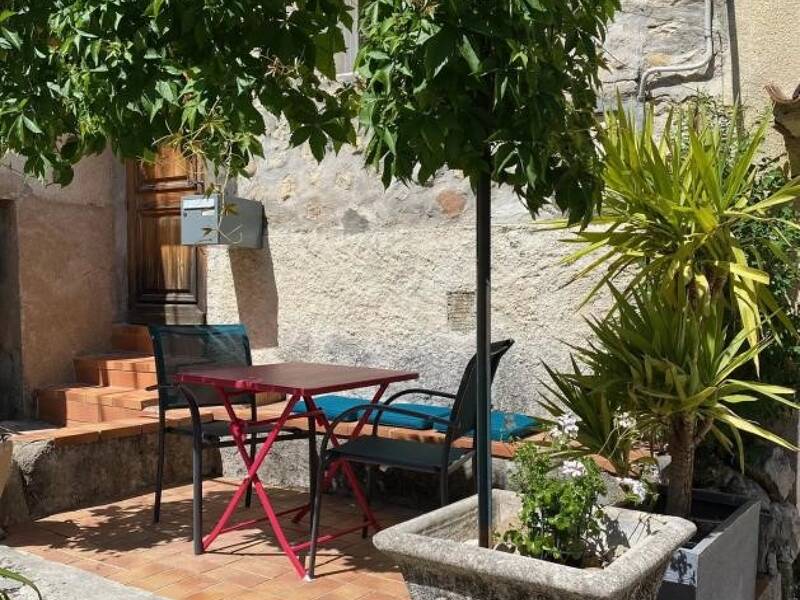 Maison à vendre, 45m², PUGET THENIERS