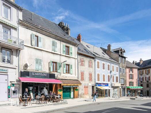 Immeuble à vendre 179 000 € 152 m² La Mure Nord La Mure 38350