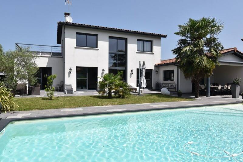 Maison à vendre, 210m², QUINCIEUX