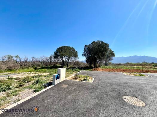 Terrain à vendre 139 000 € 328 m² de terrain Tresserre 66300