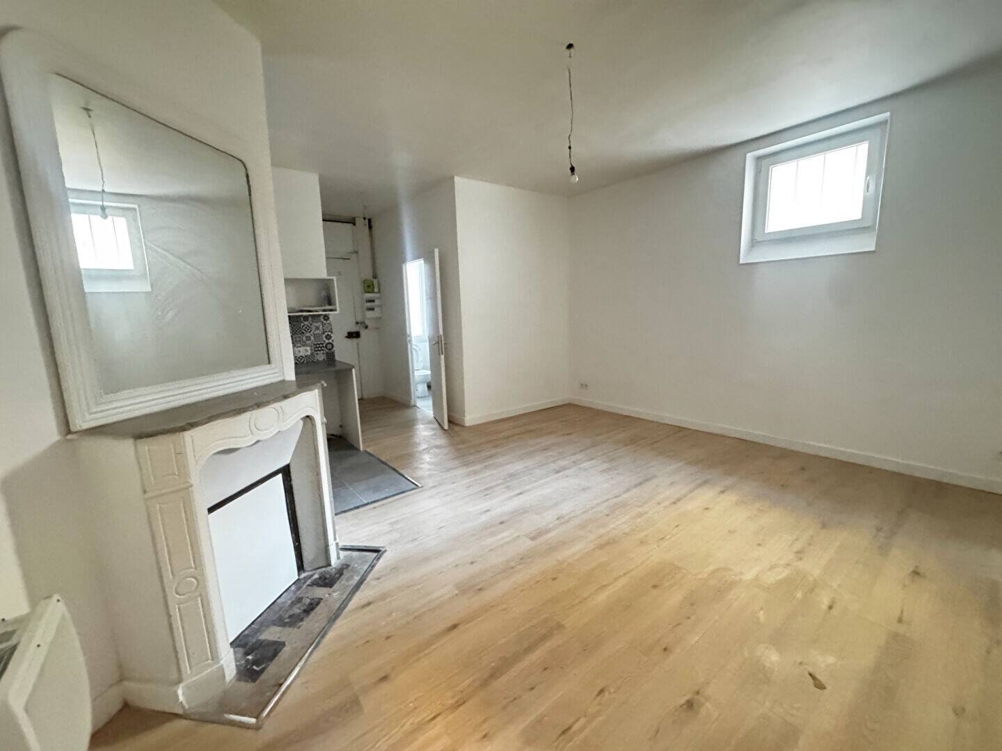 Maison à louer, 45m², LEVALLOIS PERRET