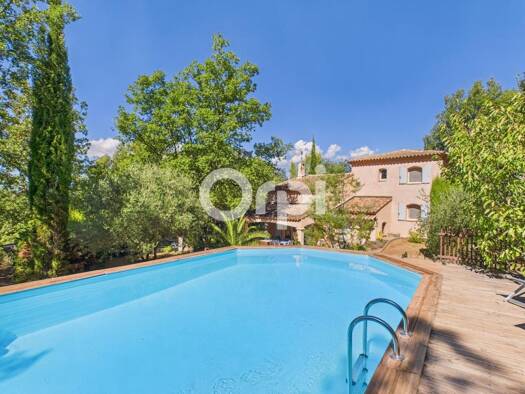 Maison à vendre 549 000 € 5 pièces 4 chambres 199,7 m² 1 267 m² de terrain Saint-Paul-en-Forêt 83440