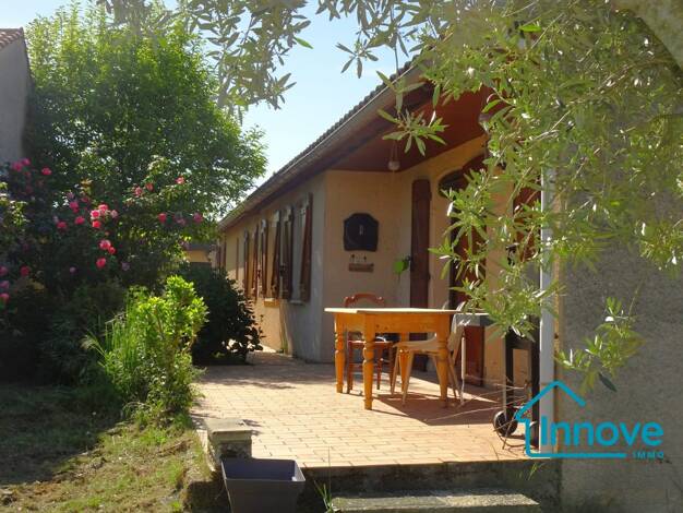 Maison de plain-pied à vendre 284 000 € 6 pièces 1 chambre 128 m² 1 014 m² de terrain Grisolles 82170