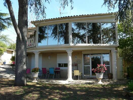Maison à vendre 319 500 € 8 pièces 5 chambres 210 m² 801 m² de terrain Zone Urbaine Est Figeac 46100