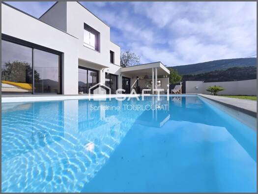 Maison à vendre 690 000 € 7 pièces 5 chambres 173 m² 1 075 m² de terrain Briord 01470