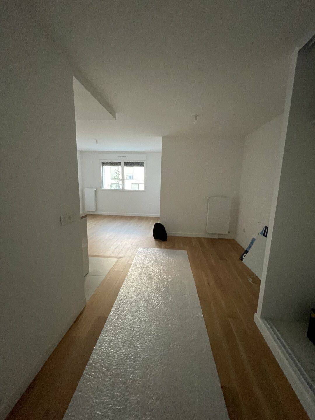 Maison à louer, 32m², SAINT MAUR DES FOSSES