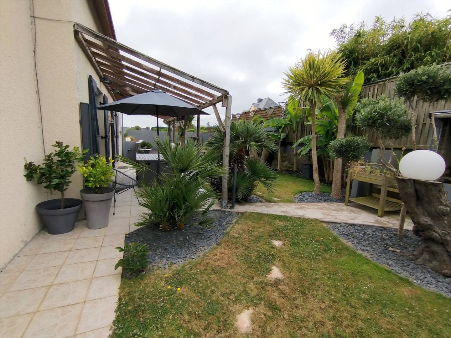 Maison à vendre, 113m², LOCMIQUELIC