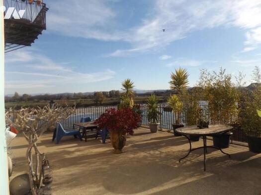 Immeuble à vendre 468 000 € Pont-Saint-Esprit 30130