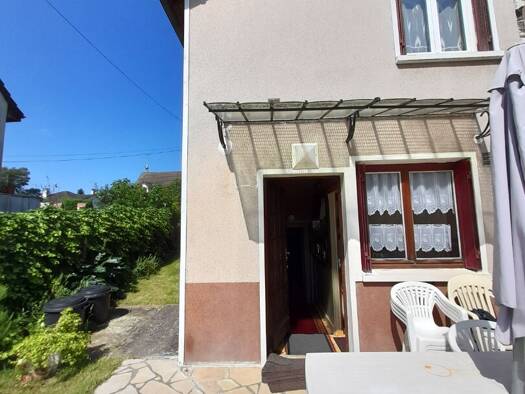 Maison à vendre 309 000 € 5 pièces 3 chambres 101 m² 317 m² de terrain Garonnes Sannois 95110