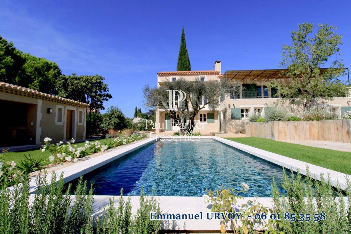 Maison à vendre, 300m², FONTVIEILLE