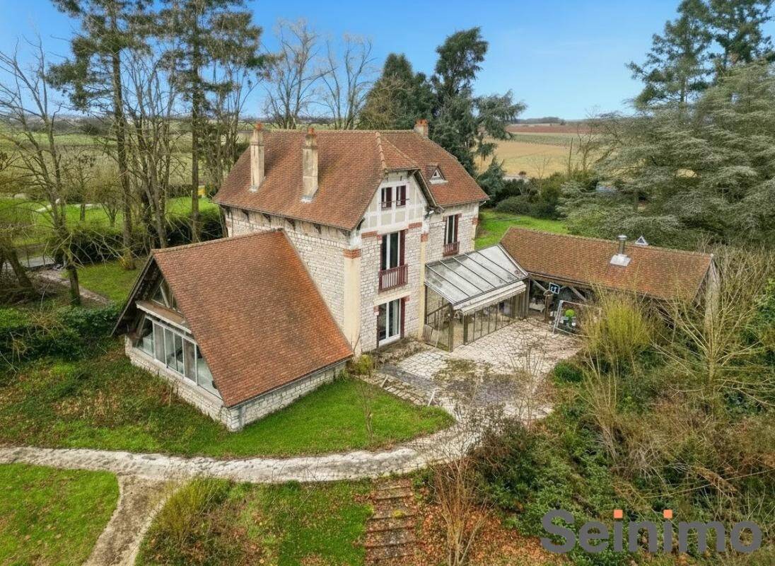 Maison à vendre, 294m², SOUPPES SUR LOING