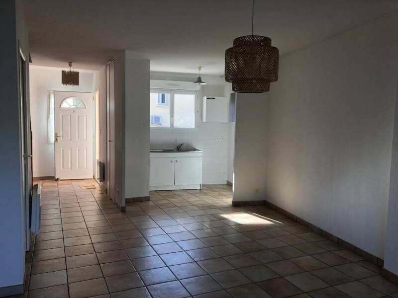 Maison à louer, 64m², SERVIAN