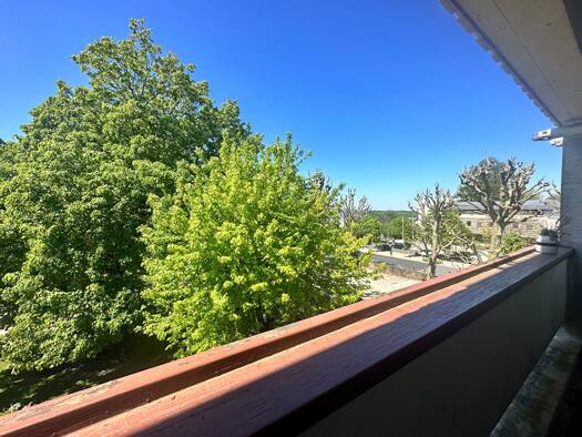 Appartement à louer 1 050 € 4 pièces 3 chambres 81 m² Étage 3/4 La Closerie-Les Aulnes Combs-la-Ville 77380