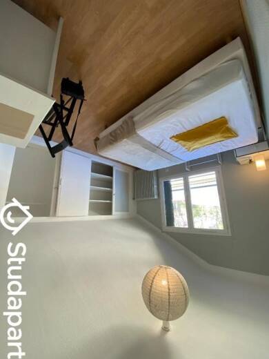 Appartement à louer 550 € 1 pièce 2 chambres 10 m² Quatres Cités-Simonettes-ZI Champigny-sur-Marne 94500