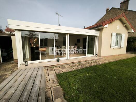 Maison de plain-pied à vendre 299 000 € 5 pièces 3 chambres 120 m² 769 m² de terrain Gassicourt Mantes-la-Jolie 78200