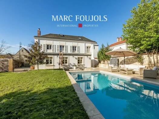 Maison à vendre 1 290 000 € 7 pièces 5 chambres 210 m² 675 m² de terrain Le Haut de l'Isle-Adam L'Isle-Adam 95290