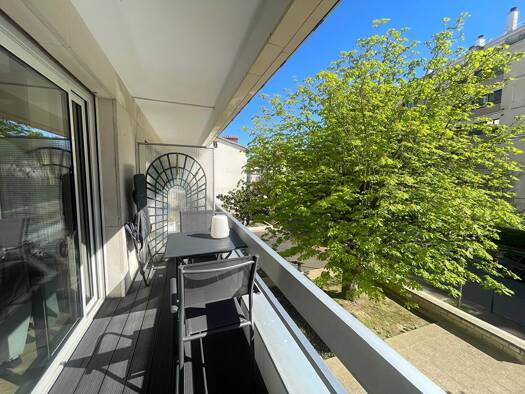 Appartement à louer 2 800 € 5 pièces 3 chambres 99 m² Étage 1/8 Centre Ville Rueil-Malmaison 92500