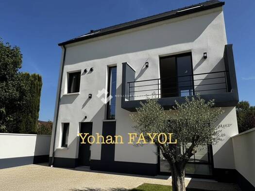 Maison à vendre - neuf 317 500 € 5 pièces 3 chambres 100 m² 142 m² de terrain Coulommiers 77120