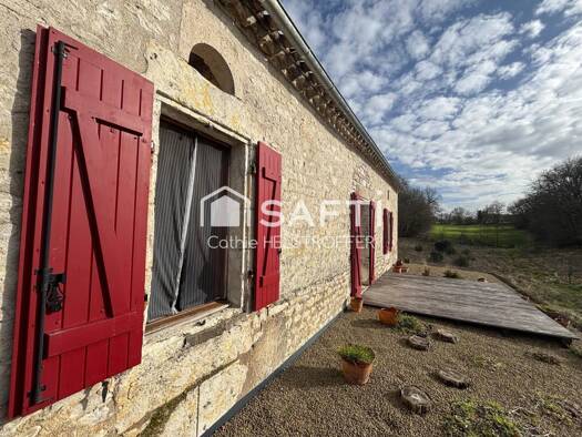 Ferme à vendre 174 900 € 3 pièces 1 chambre 65 m² 49 000 m² de terrain Montcuq-en-Quercy-Blanc 46800