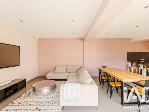 Maison à vendre 435 000 € 8 pièces 5 chambres 200 m² 247 m² de terrain Meulan-en-Yvelines 78250
