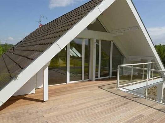 Appartement à louer 1 670 € 3 pièces 2 chambres 77,4 m² Étage 1/1 Hégenheim 68220