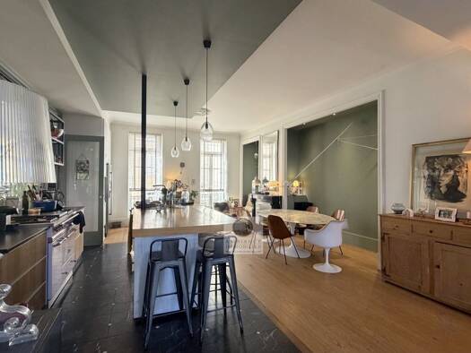 Maison à vendre 980 000 € 10 pièces 5 chambres 310 m² 795 m² de terrain Valence 26000