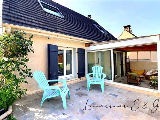 Maison à vendre 259 000 € 6 pièces 4 chambres 97 m² 796 m² de terrain Balagny-sur-Thérain 60250