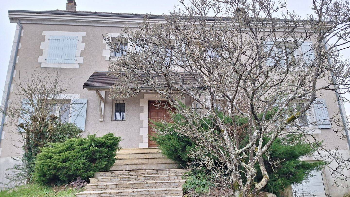 Maison à vendre, 240m², POITIERS