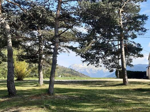 Terrain constructible à vendre 55 000 € 900 m² de terrain La Salle-en-Beaumont 38350