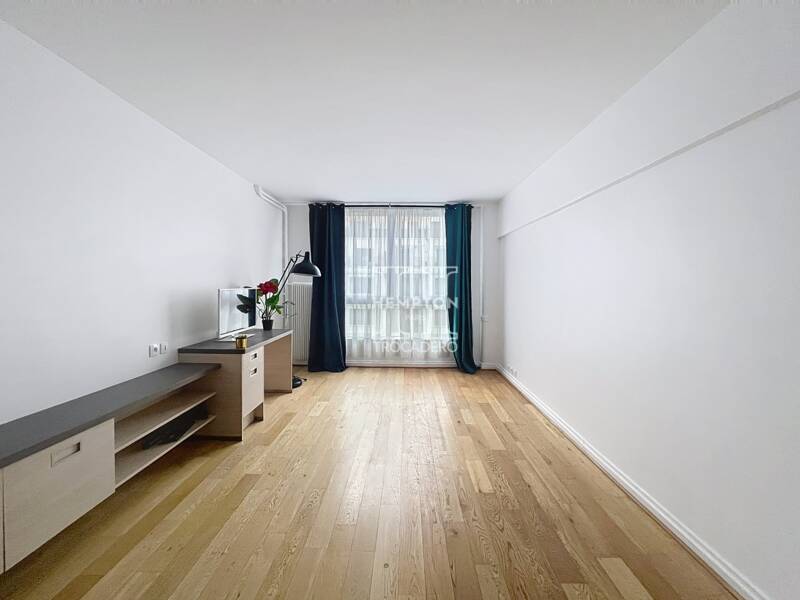Maison à louer, 29m², PARIS 16E