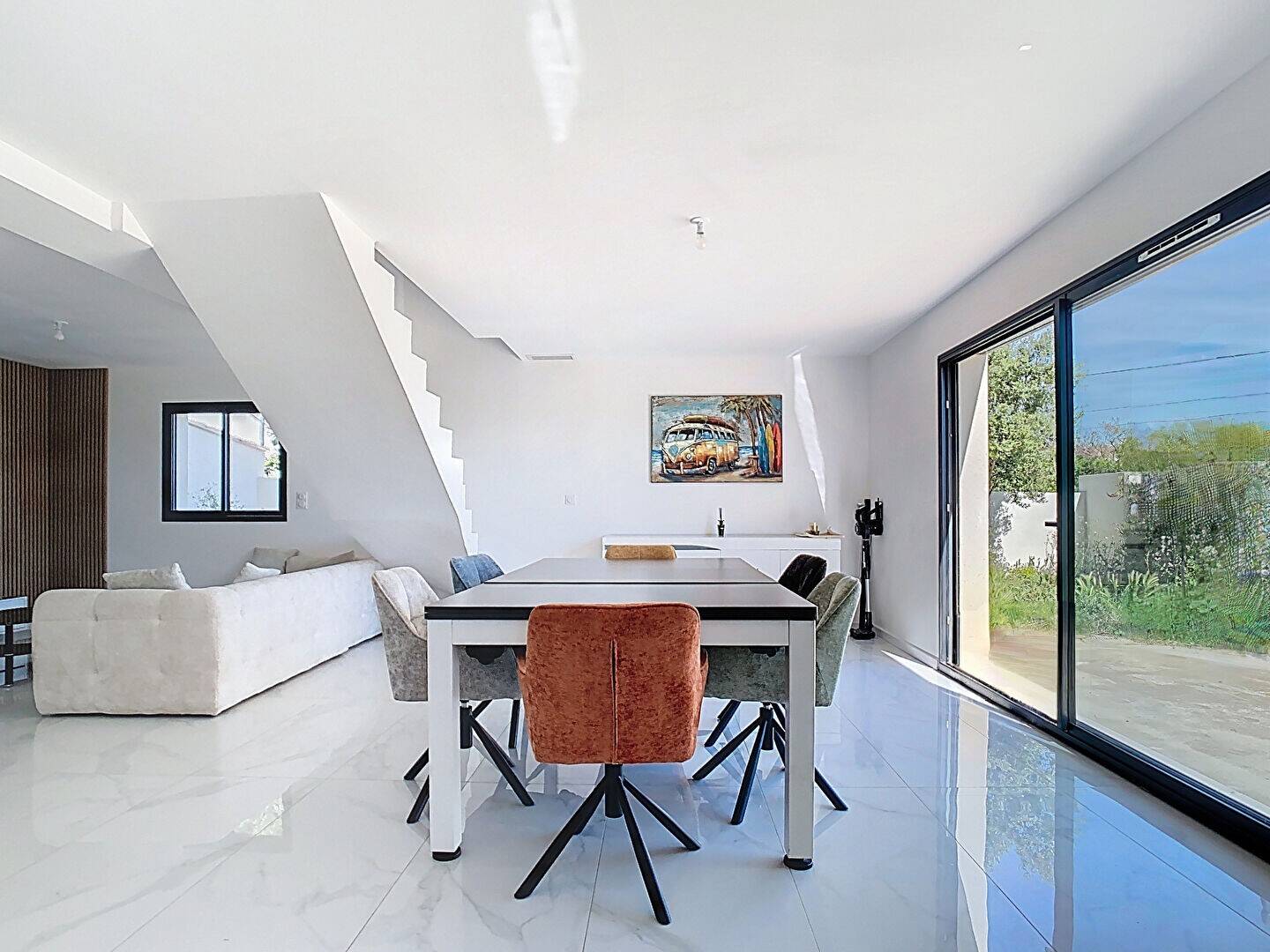 Maison à vendre, 126m², LA FARE LES OLIVIERS