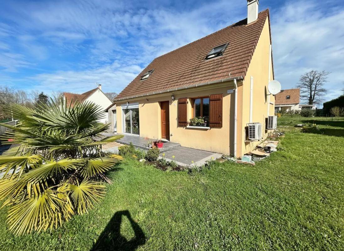 Maison à vendre, 111m², FERRIERES EN GATINAIS