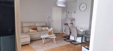 Appartement à louer 1 037 € 3 pièces 2 chambres 71,4 m² Étage 3/1 Trappes 78190