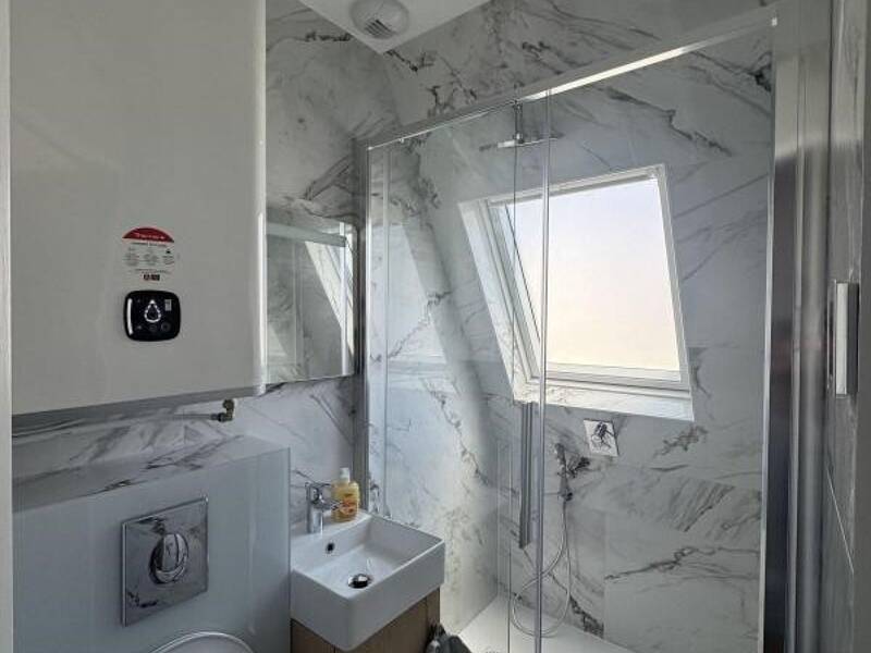 Maison à louer, 16m², PARIS 16E