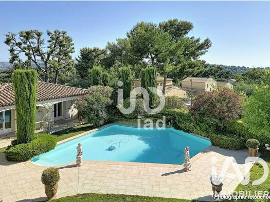 Maison à vendre 890 000 € 7 pièces 4 chambres 220 m² 1 362 m² de terrain Golf-Embus-Enco de Botte-Bellons Allauch 13190